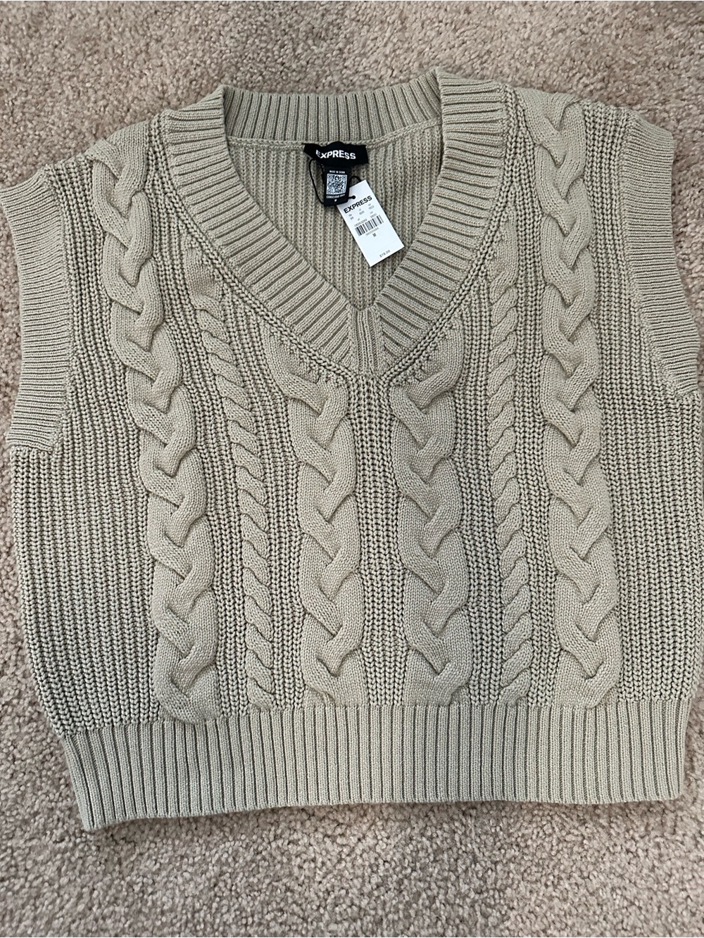 Express Women’s  Khaki Cable Knit V-Neck Sweater Vest